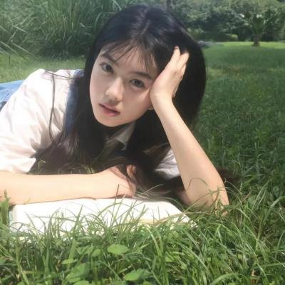 克莱尔的相机